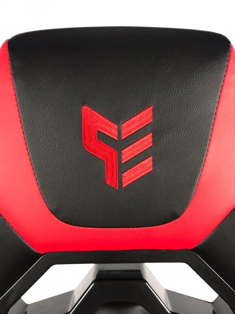 Fotel obrotowy do biurka REVENTON RED PU SPC OUTLET Fotel obrotowy do biurka REVENTON RED PU SPC OUTLET