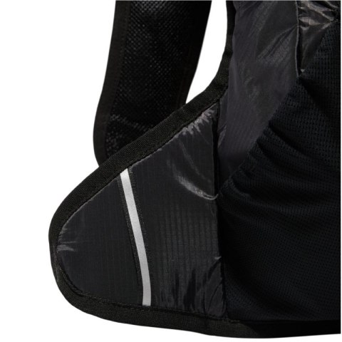 Plecak biegowy Asics Lightweight Running Backpack 2.0 3013A575-001 Plecak biegowy Asics Lightweight Running Backpack 2.0 3013A575-001