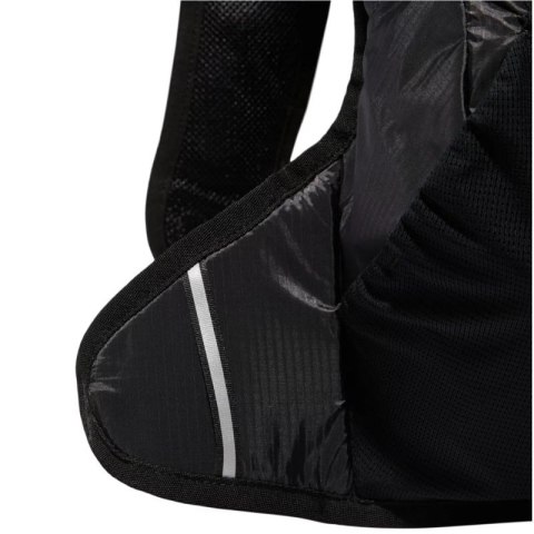 Plecak biegowy Asics Lightweight Running Backpack 2.0 3013A575-001 Plecak biegowy Asics Lightweight Running Backpack 2.0 3013A575-001