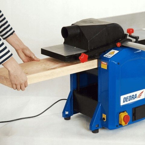 GRUBIARKO-WYRÓWNIARKA 1400W 210MM GRUBIARKO-WYRÓWNIARKA 1400W 210MM